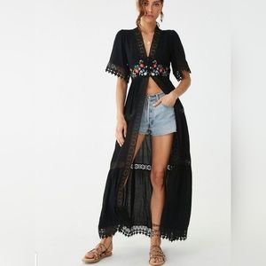 FOREVER 21 Womens Duster Jacket Black Floral Kimono Sleeve Embroidered